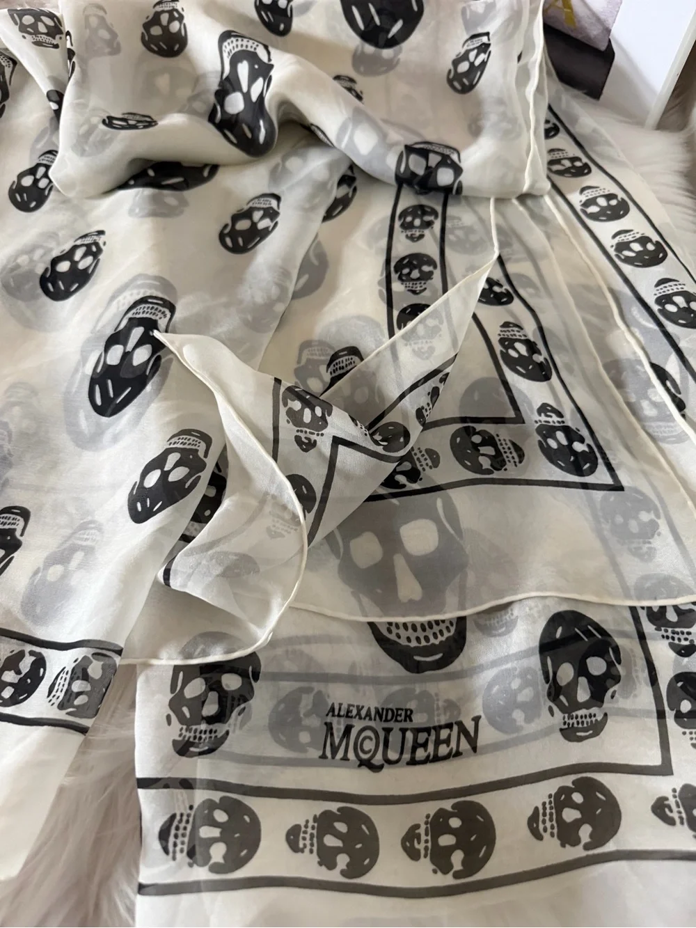 Alexander McQueen Skull Print Sheer Scarf - White and Black -